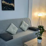 Cozy Bright Apartment In Malaga